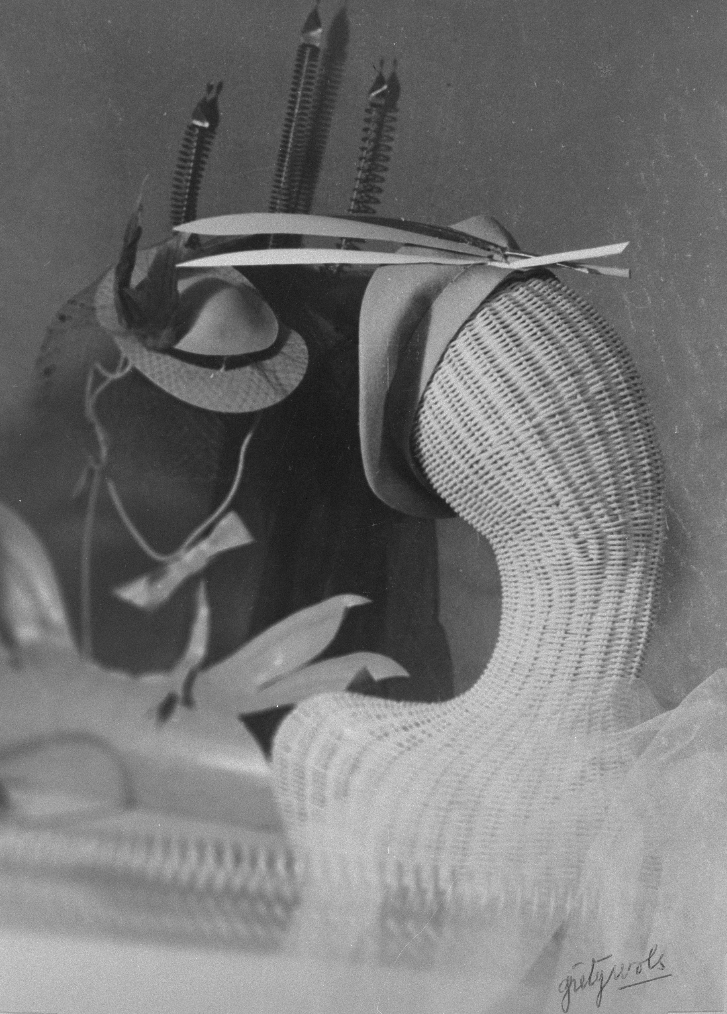 拡大するシュルレアリスム視覚芸術から広告、ファッション